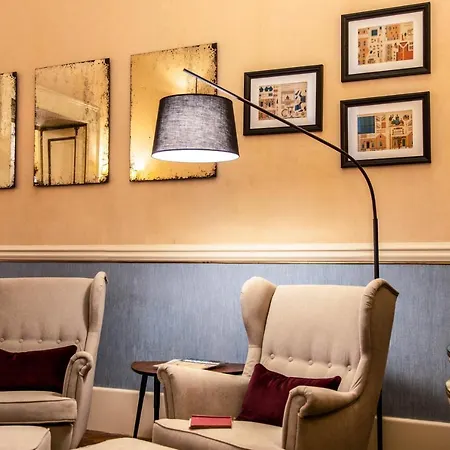 Royal Arthouse Luxury - Palazzo Caracciolo D'arena * Neapel