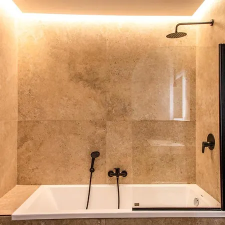 Apartment Royal Arthouse Luxury - Palazzo Caracciolo D'arena *
