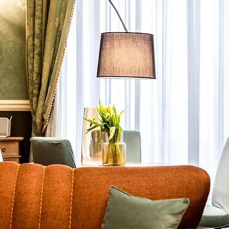 Royal Arthouse Luxury - Palazzo Caracciolo D'arena