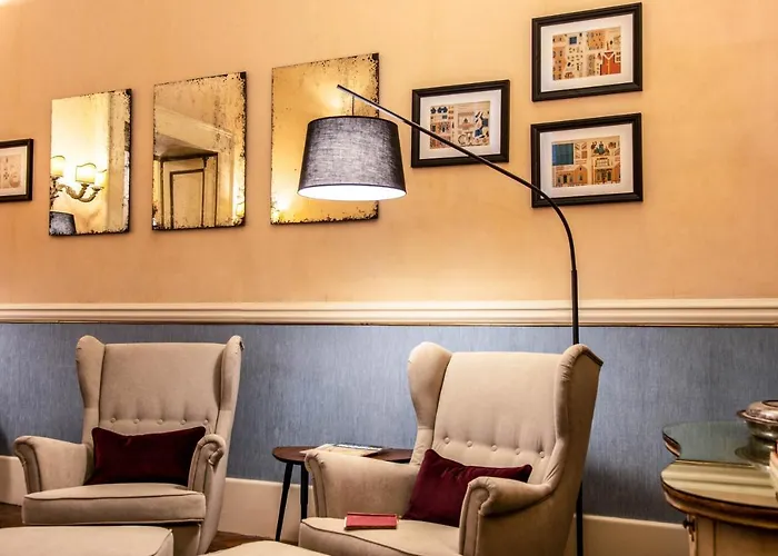 Royal Arthouse Luxury - Palazzo Caracciolo D'arena * Neapel