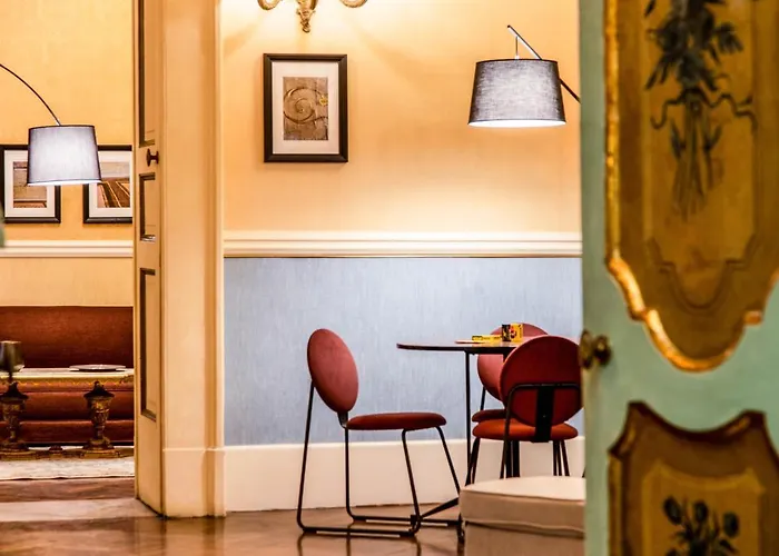 Royal Arthouse Luxury - Palazzo Caracciolo D'arena