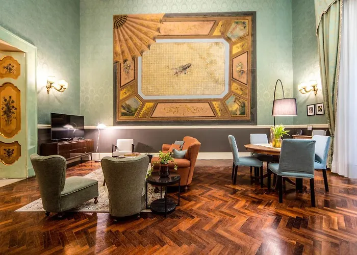 Royal Arthouse Luxury - Palazzo Caracciolo D'arena *